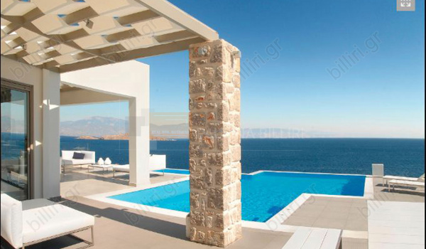 Πισίνα - θέα . Swimming pool - view